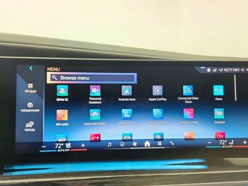 Used 2024 BMW 740i xDrive w/ Premium Package image 52