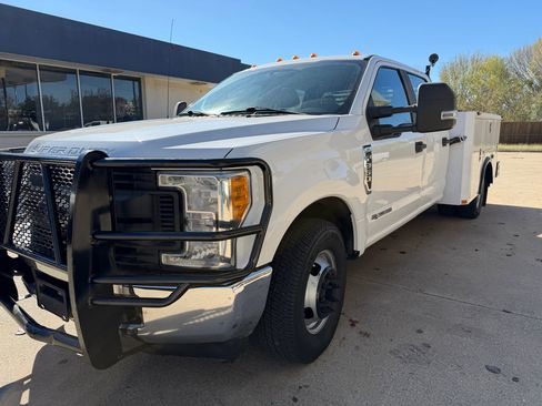 Used 2017 Ford F350 XL w/ Power Equipment Group image 30
