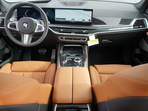 New 2026 BMW X7 xDrive40i w/ Executive Package image 13
