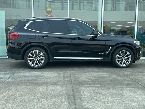 Used 2018 BMW X3 xDrive30i AWD/4WD image 2