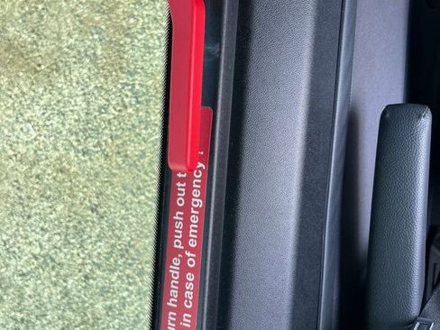 Used 2023 Mercedes-Benz Sprinter 2500 w/ Acoustic Package image 27