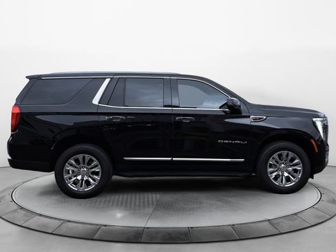 Used 2025 GMC Yukon Denali AWD/4WD image 7