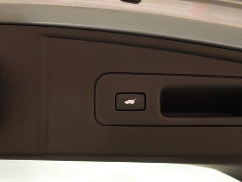 Used 2020 Acura MDX FWD image 46