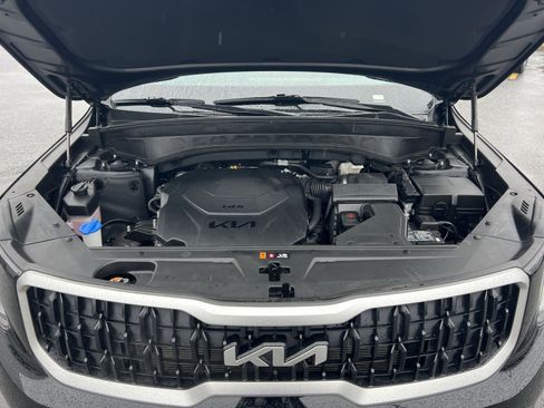 Used 2023 Kia Telluride LX image 27