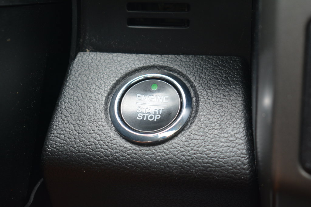 Used 2020 Ford Expedition Max XLT w/ Equipment Group 202A AWD/4WD image 16