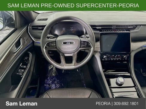 Used 2023 Jeep Grand Cherokee Overland image 24