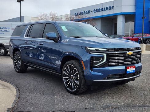 New 2026 Chevrolet Suburban High Country image 5