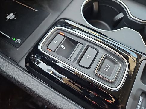 New 2026 Honda Pilot Touring image 11