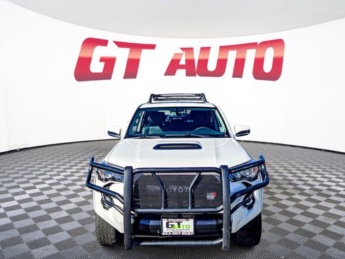 Used 2019 Toyota 4Runner TRD Pro image 2