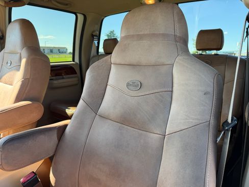 Used 2004 Ford F250 XL AWD/4WD image 23