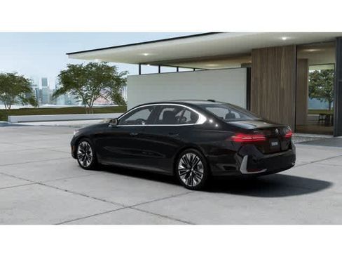 New 2027 BMW 530i xDrive AWD/4WD image 2