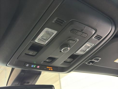 Used 2022 Chevrolet Tahoe RST image 39