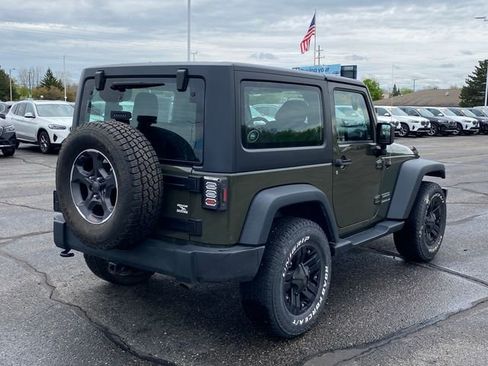 Used 2015 Jeep Wrangler Sport AWD/4WD image 2