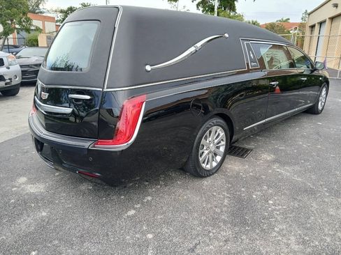 Used 2018 Cadillac XTS FWD image 5