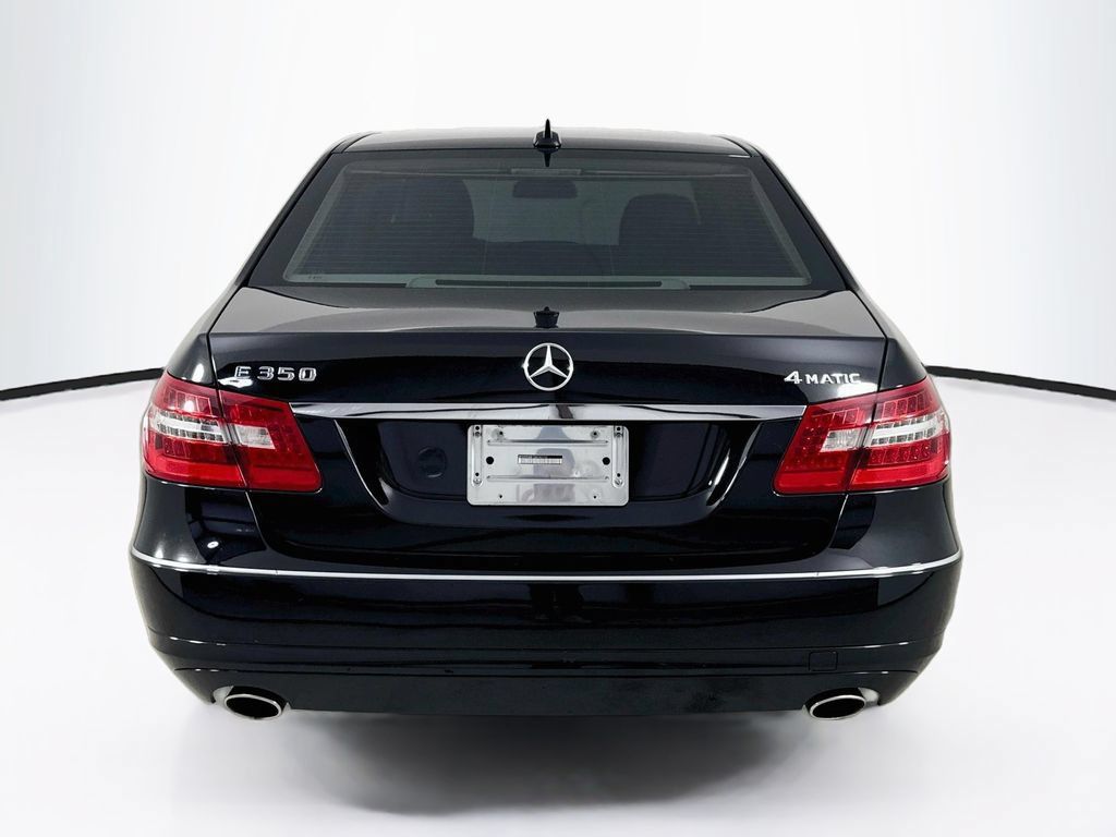 Used 2013 Mercedes-Benz E 350 4MATIC Sedan image 6