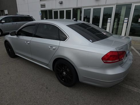 Used 2014 Volkswagen Passat TDI SEL Premium FWD image 11
