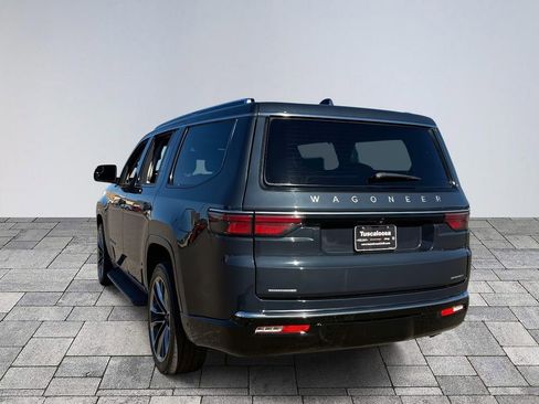 Used 2023 Jeep Wagoneer Series II w/ Convenience Group I image 5