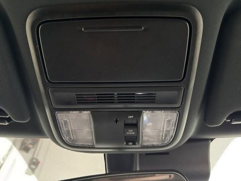 Certified 2022 Honda Pilot Sport image 41