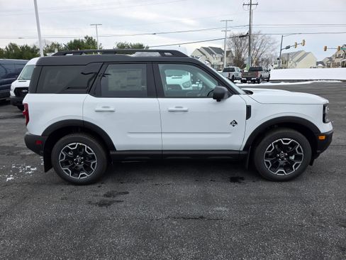New 2025 Ford Bronco Sport Outer Banks w/ Outer Banks Tech Package+ image 6