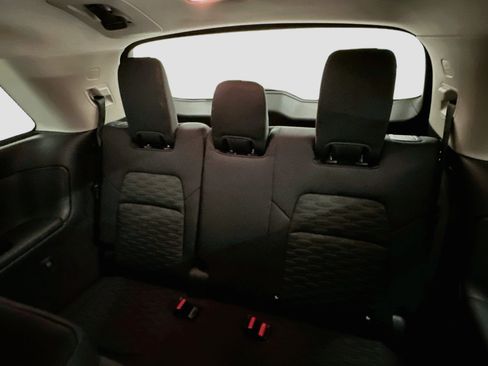 Used 2023 Nissan Pathfinder SV AWD/4WD image 29