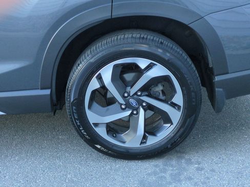 Used 2022 Subaru Forester Touring image 11