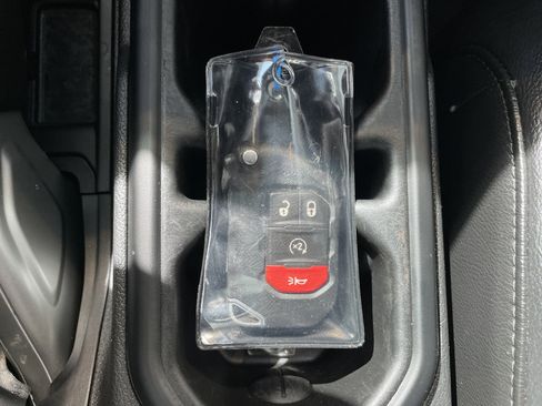 Used 2021 Jeep Wrangler Unlimited Sahara w/ Cold Weather Group image 40