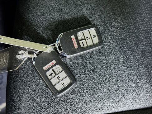 Used 2017 Honda Accord EX-L image 32