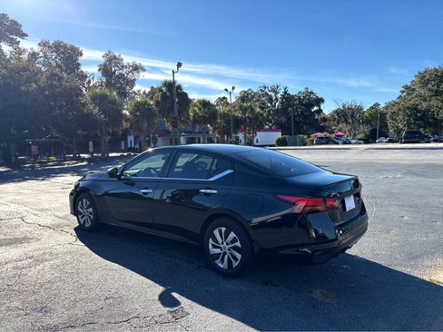 Used 2024 Nissan Altima 2.5 S image 30