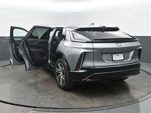 Used 2024 Cadillac Lyriq Luxury w/ LPO, Floor Liner Package image 56