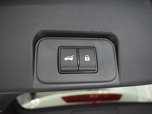 New 2026 Nissan Rogue SV image 30