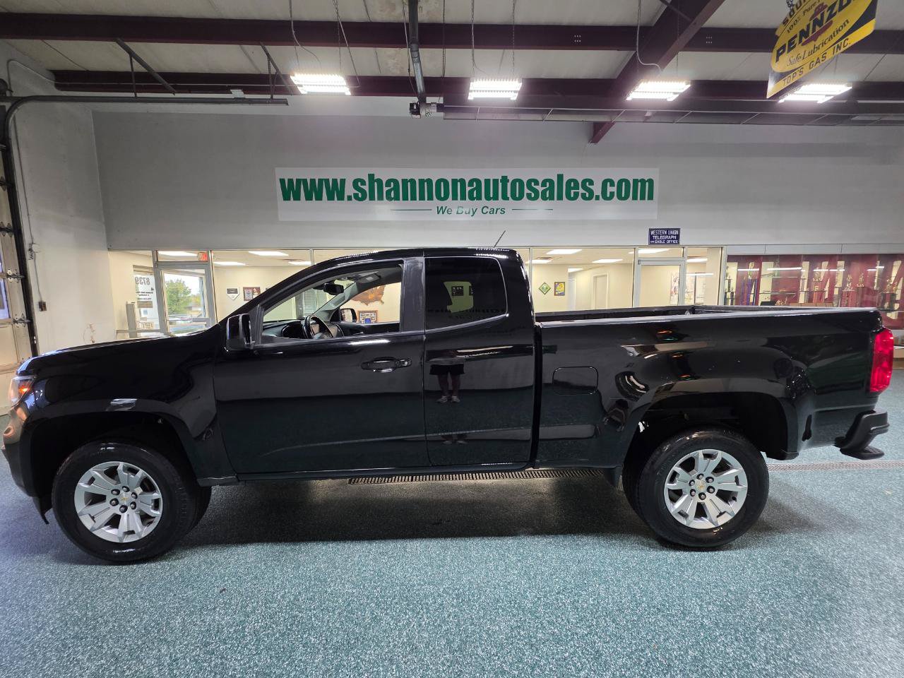Used 2021 Chevrolet Colorado LT w/ Fleet Safety Package RWD image 11