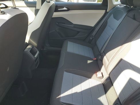 New 2026 Volkswagen Taos S image 9