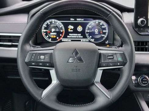 Used 2023 Mitsubishi Outlander SE Black Edition AWD/4WD image 33
