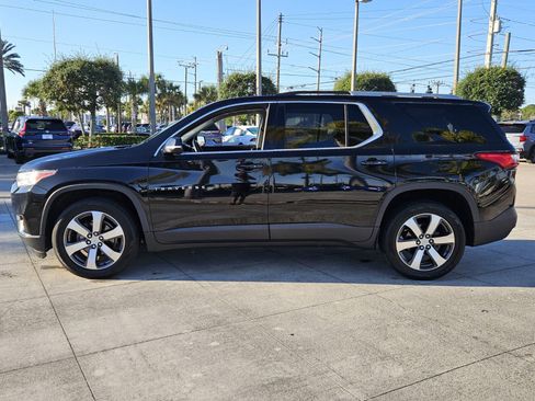 Used 2018 Chevrolet Traverse LT image 6