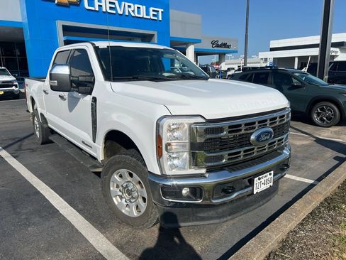 Used 2024 Ford F250 XLT AWD/4WD image 5
