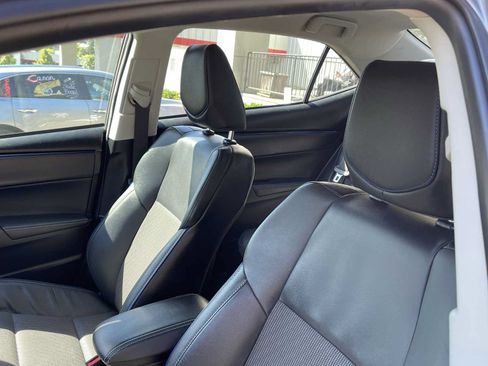 Certified 2019 Toyota Corolla SE w/ Carpet Mat Package (TMS) FWD image 16