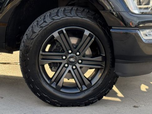 Used 2021 Ford F150 Lariat w/ Equipment Group 502A High image 3