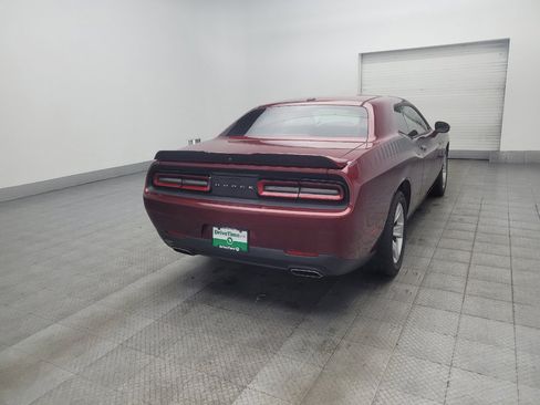Used 2020 Dodge Challenger SXT RWD image 9