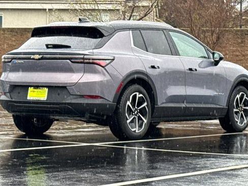 New 2026 Chevrolet Equinox EV LT image 6