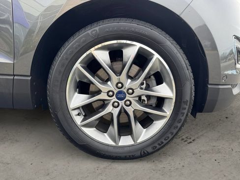 Used 2016 Ford Edge Titanium w/ Equipment Group 302A AWD/4WD image 8