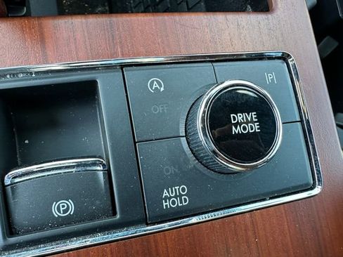 Used 2022 Lincoln Navigator Reserve w/ Equipment Group 201A image 27