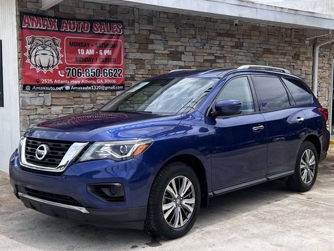 Used 2018 Nissan Pathfinder S AWD/4WD image 2