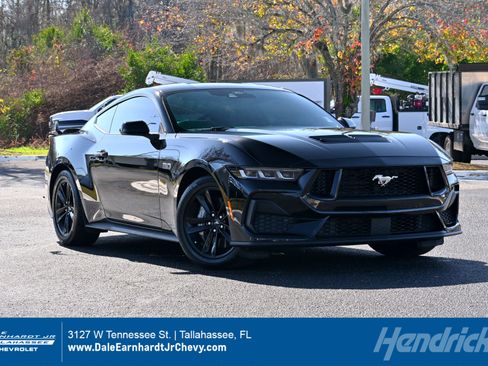 Used 2024 Ford Mustang GT image 1