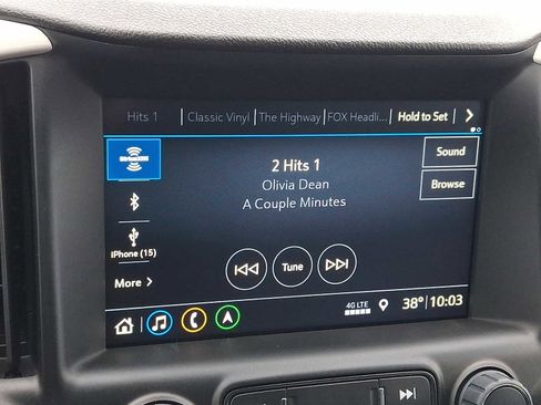 Used 2021 GMC Terrain SLT w/ Infotainment Package II image 18