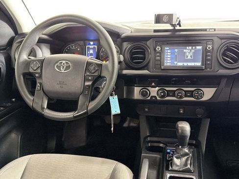 Used 2018 Toyota Tacoma SR w/ SR Convenience Package image 25