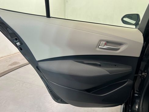 Used 2020 Toyota Corolla LE w/ Protection Package FWD image 18