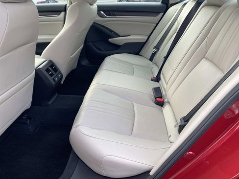 Used 2021 Honda Accord Touring image 26