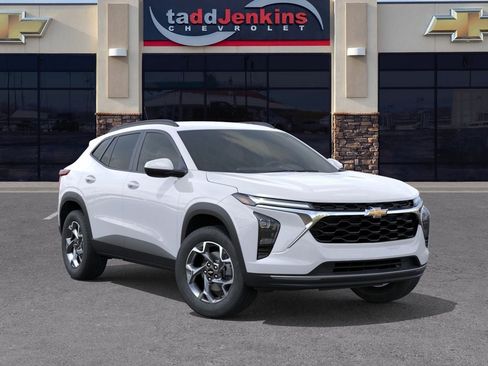 New 2026 Chevrolet Trax LT w/ Driver Confidence Package FWD image 7