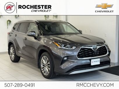 Used 2021 Toyota Highlander Platinum