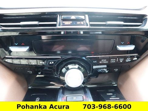 Used 2024 Acura MDX SH-AWD w/ Technology Package image 16